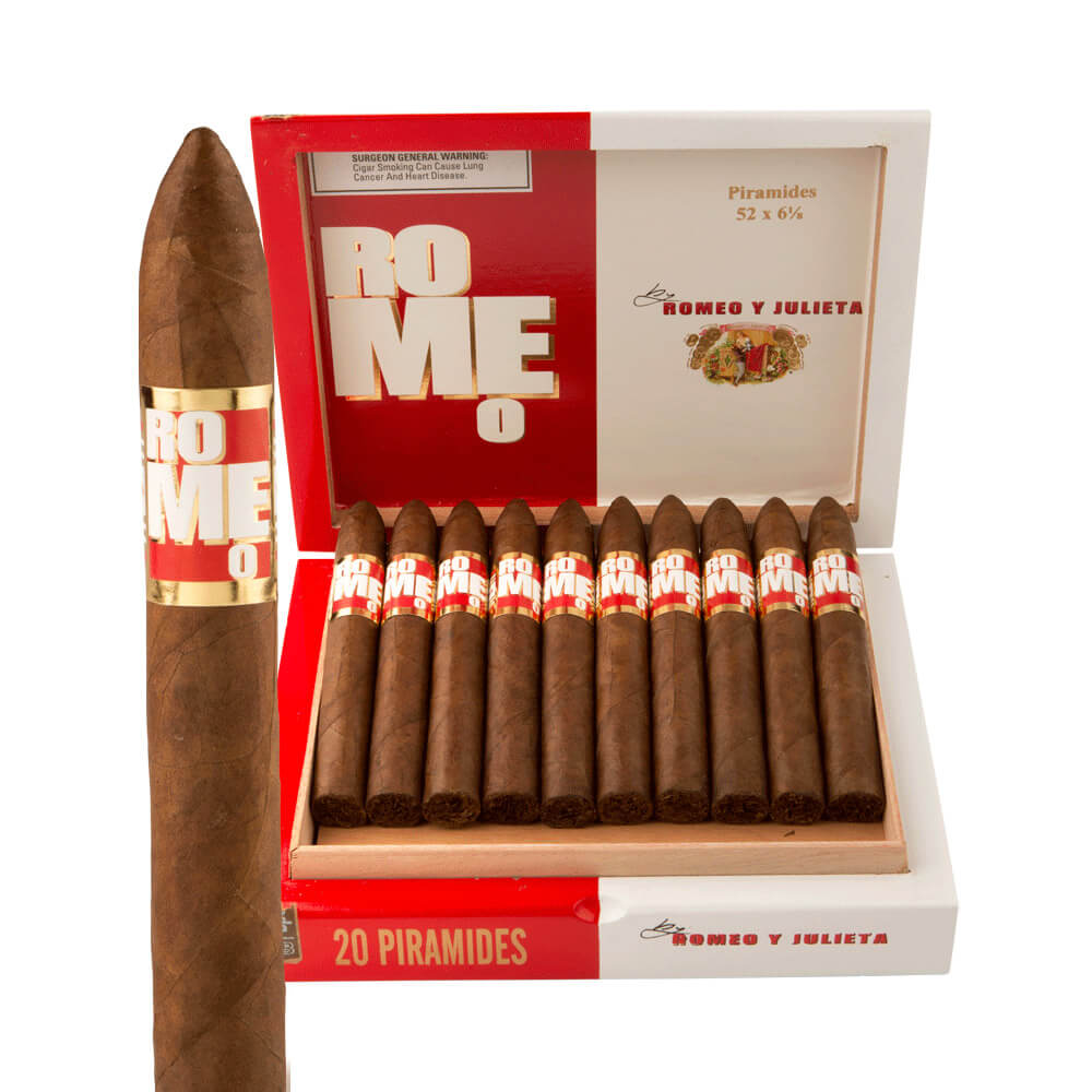 Romeo by Romeo y Julieta Piramides